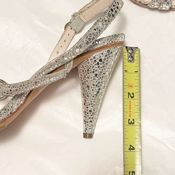 Sissi Rossi Silver Strappy Heeled Sandals Size EU 40 Metallic Cone Adjustable - Picture 2 of 6